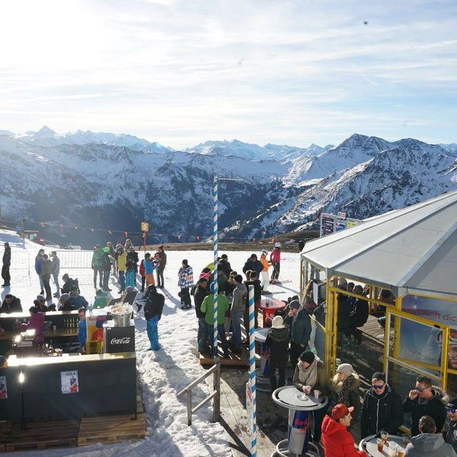 SkyRest Saalbach Hinterglemm